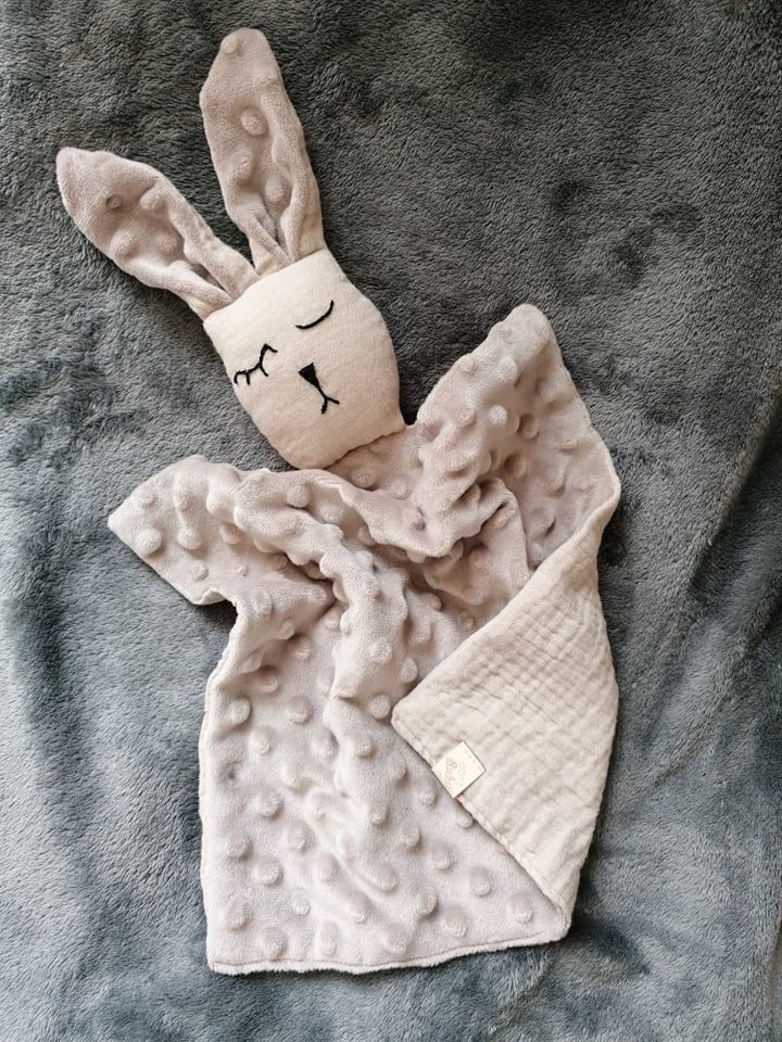 Ölelő Nyuszi - drapp Ölelő Nyuszi - drapp